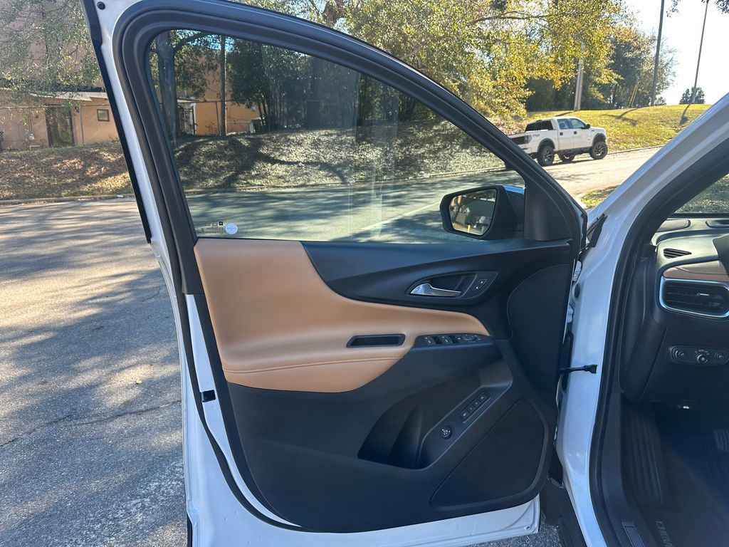 Used 2018 Chevrolet Equinox Premier image 25