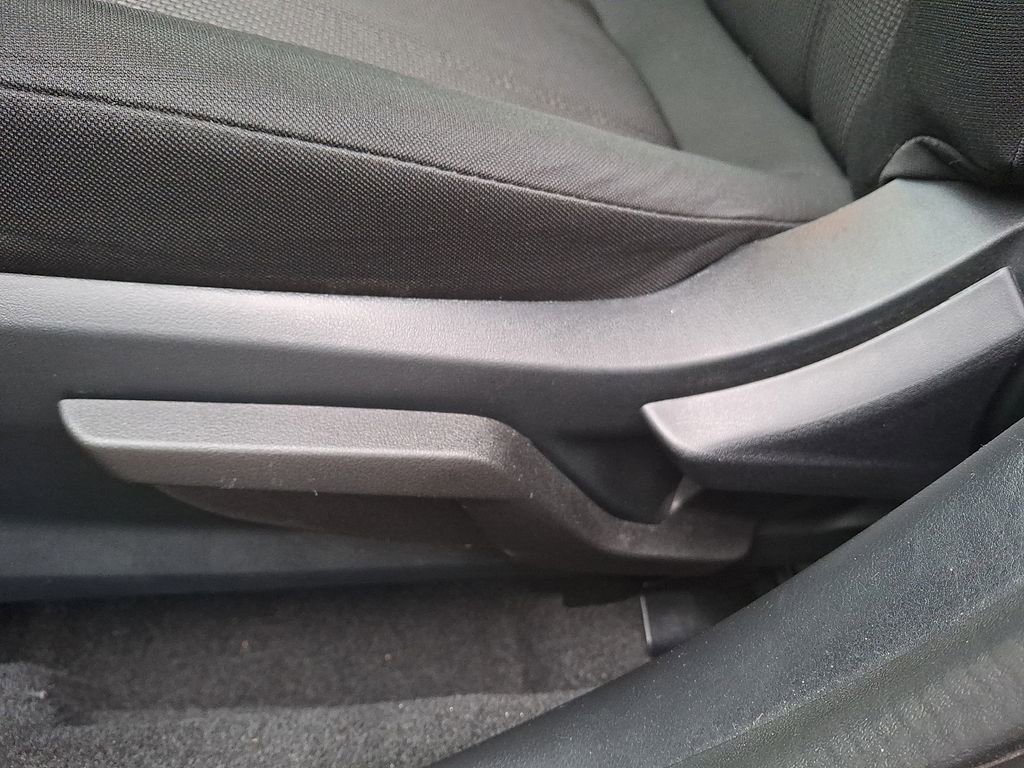 Used 2020 Subaru Impreza 2.0i image 10