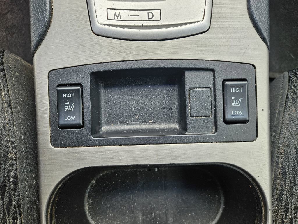 Used 2010 Subaru Legacy 2.5i Premium AWD/4WD image 12