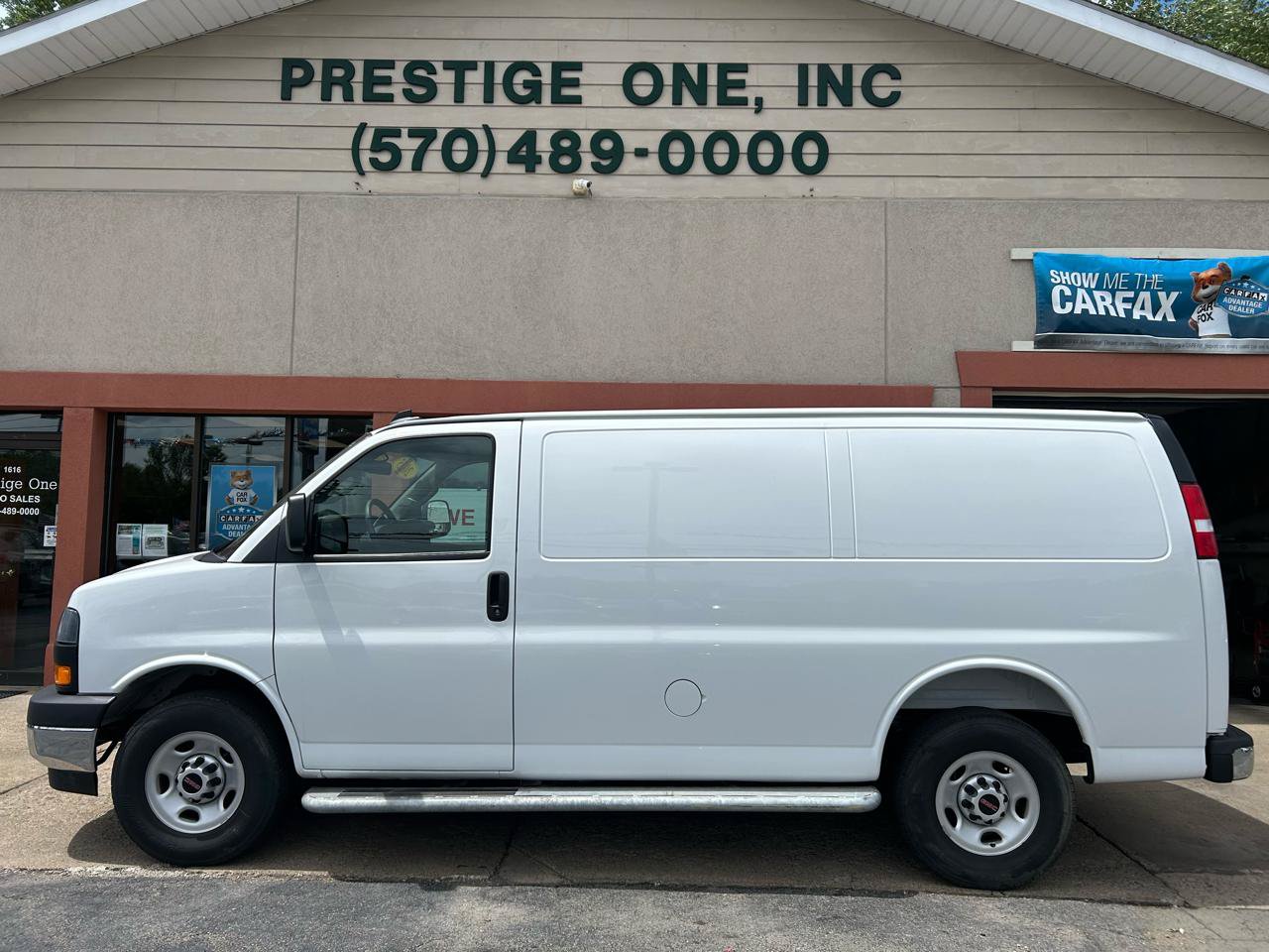 Used 2025 GMC Savana 2500 w/ Driver Convenience Package RWD image 2