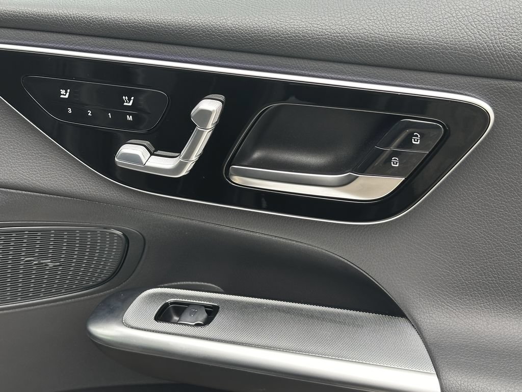 Certified 2026 Mercedes-Benz GLC 300 image 17