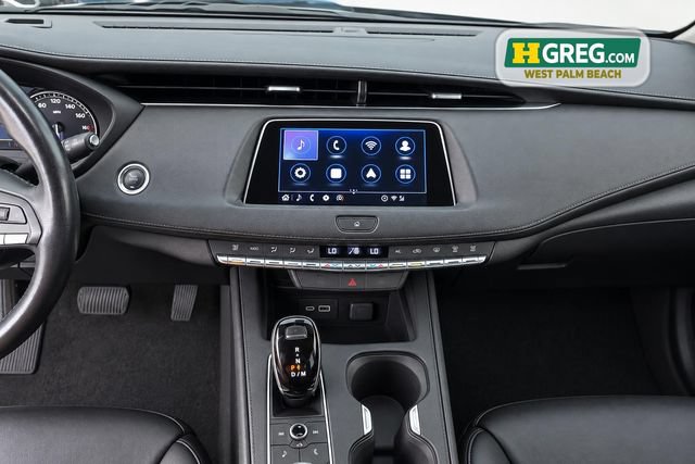 Used 2020 Cadillac XT4 Premium Luxury w/ Driver Awareness Package FWD image 16