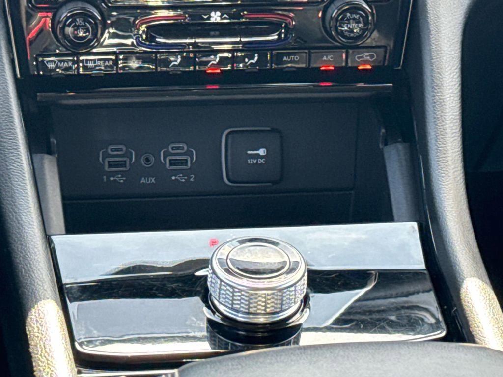 Used 2023 Jeep Grand Cherokee L Laredo AWD/4WD image 21