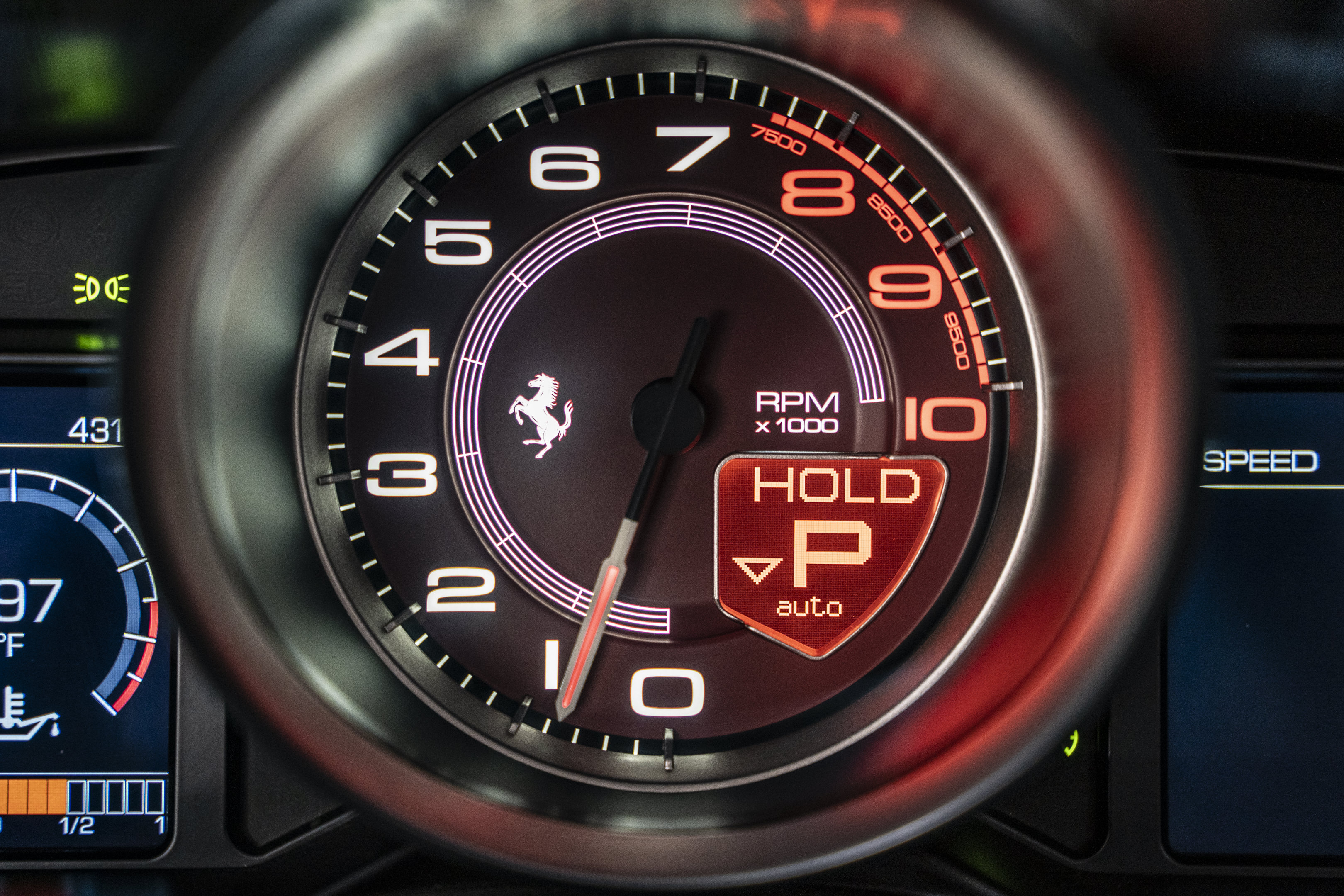 Used 2019 Ferrari Portofino RWD image 32