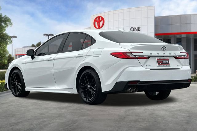 Certified 2025 Toyota Camry SE FWD image 7