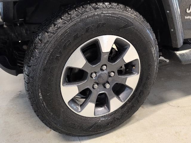 Used 2021 Jeep Wrangler Unlimited Sahara w/ Uconnect 4C Nav & Sound Group image 9