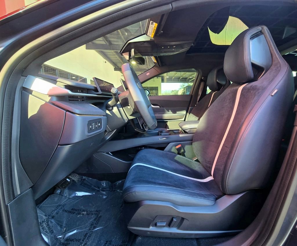 Used 2023 Fisker Ocean Extreme image 14