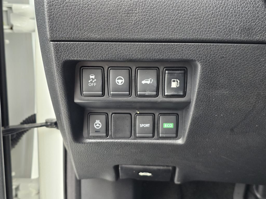 Used 2020 Nissan Rogue SL w/ Premium Package FWD image 24