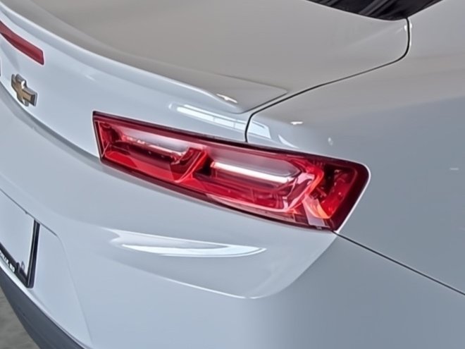 Used 2018 Chevrolet Camaro LT w/ RS Package RWD image 15