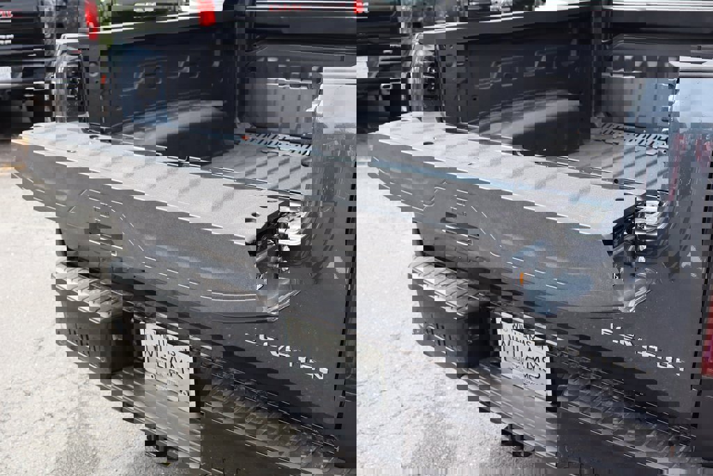 New 2026 GMC Sierra EV Elevation w/ Premium Package image 9