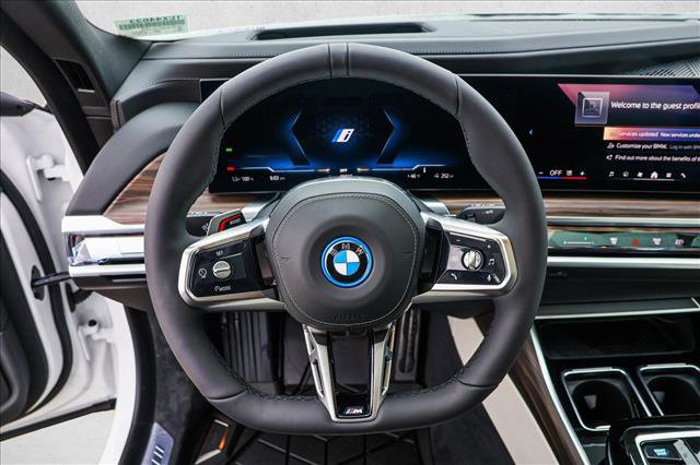 New 2026 BMW i7 xDrive60 AWD/4WD image 13