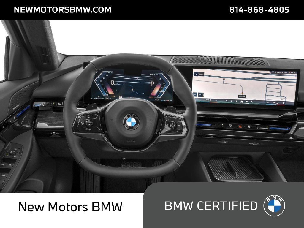 Certified 2024 BMW 530i xDrive w/ Premium Package AWD/4WD image 4