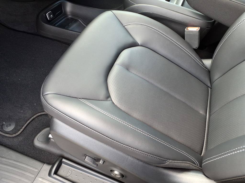 New 2027 Chrysler Pacifica Select AWD/4WD image 20