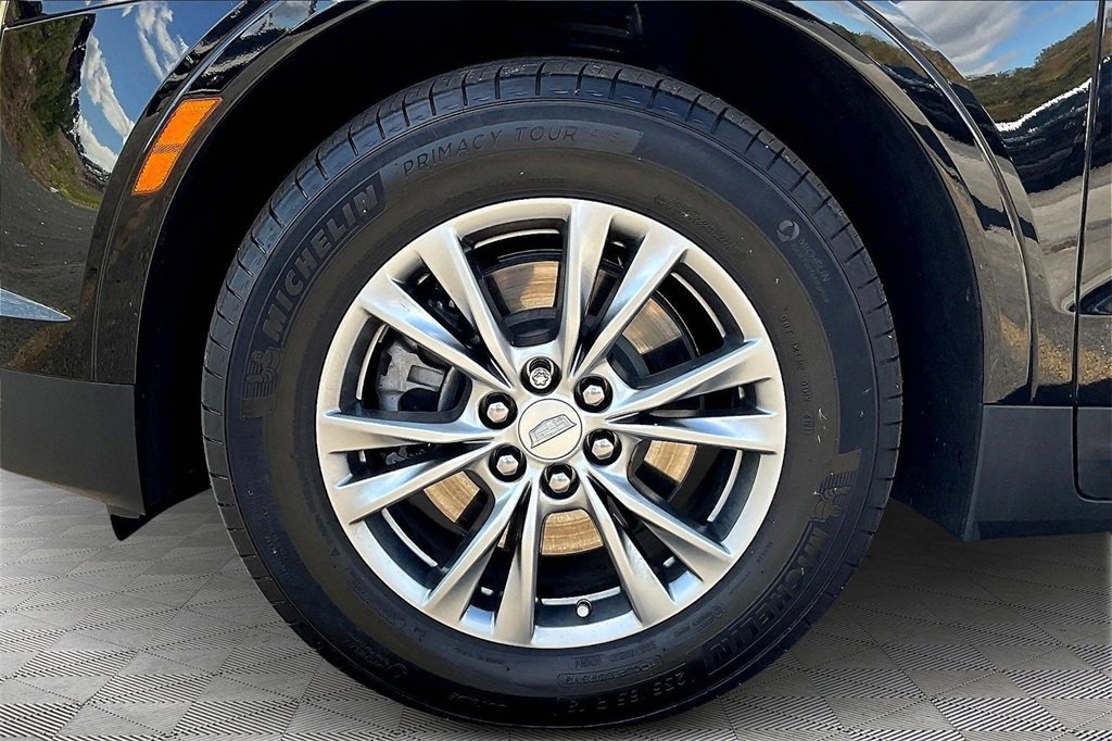 Used 2022 Cadillac XT5 Premium Luxury w/ LPO, Floor Liner Package image 33