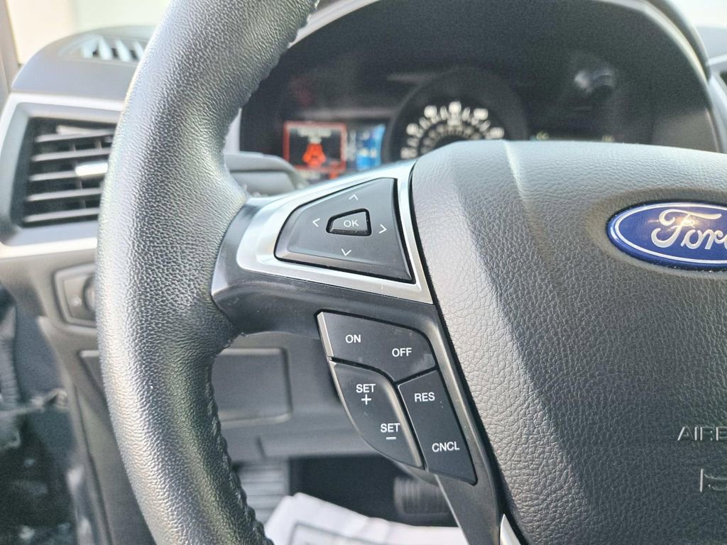 Used 2024 Ford Edge SEL image 19