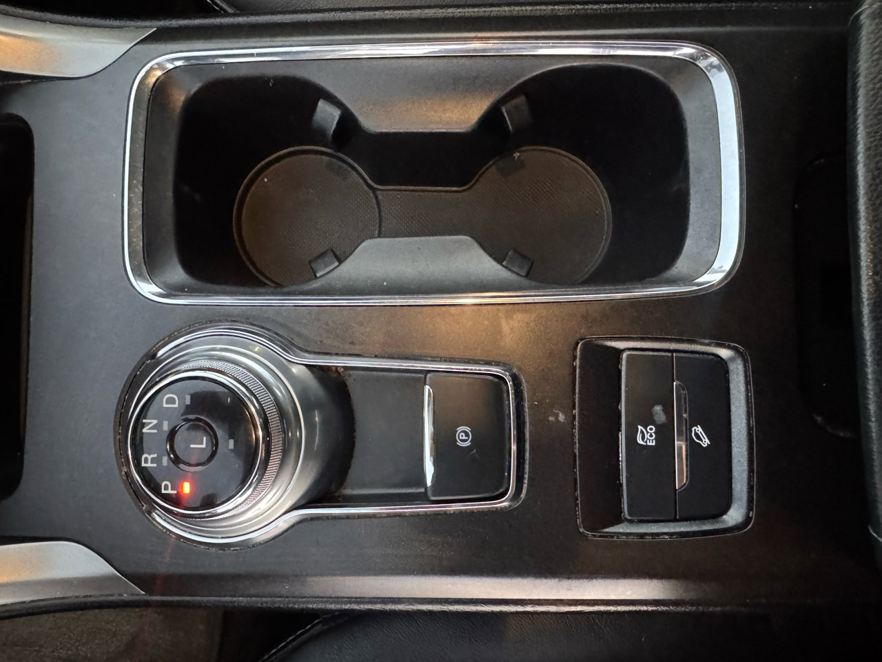 Used 2018 Ford Fusion SE w/ Equipment Group 602A image 13