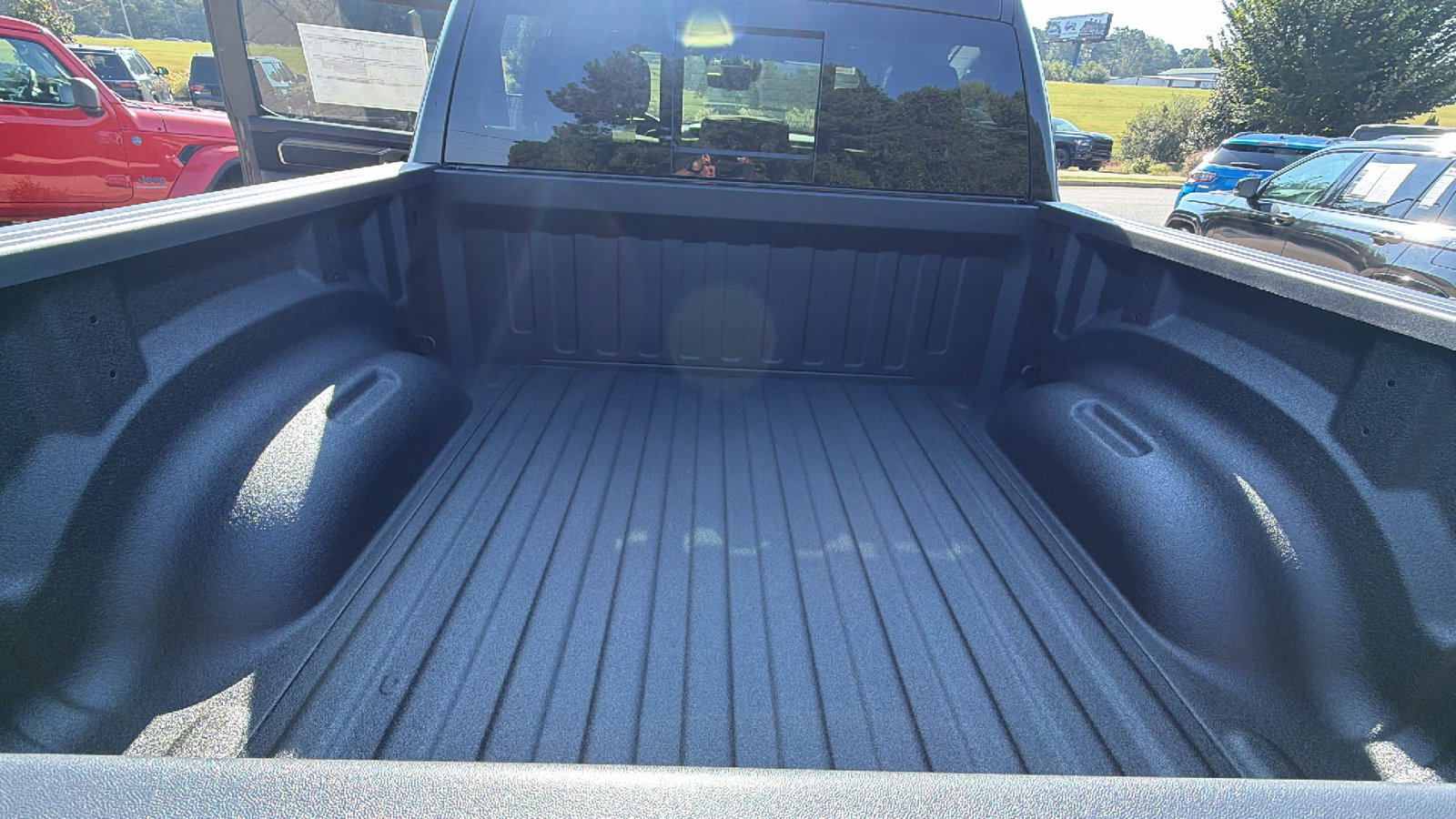 New 2027 RAM 1500 4x4 Crew Cab image 13