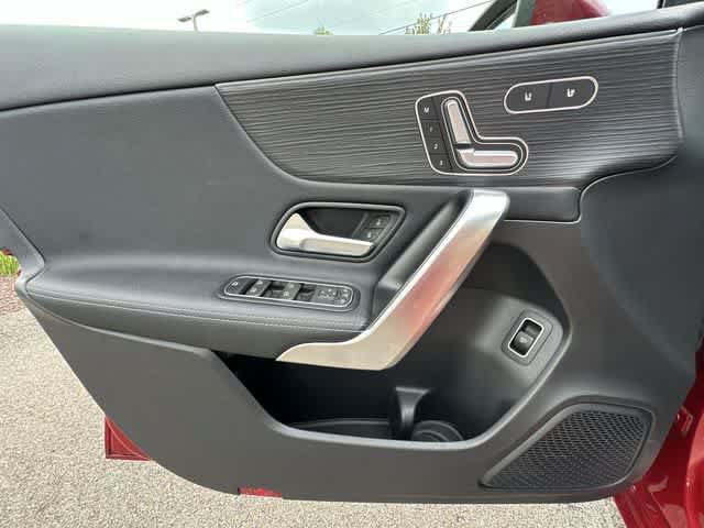 Used 2020 Mercedes-Benz A 220 4MATIC image 19
