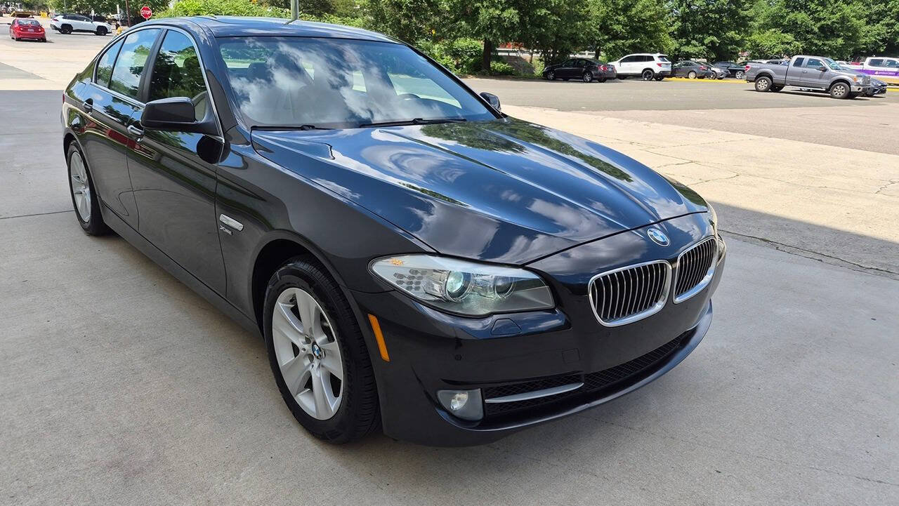 Used 2012 BMW 528i xDrive Sedan AWD/4WD image 9