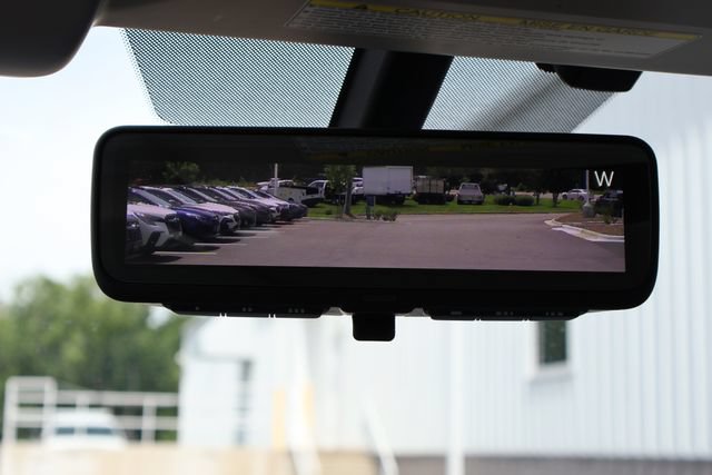 Certified 2022 Subaru Ascent Touring AWD/4WD image 15