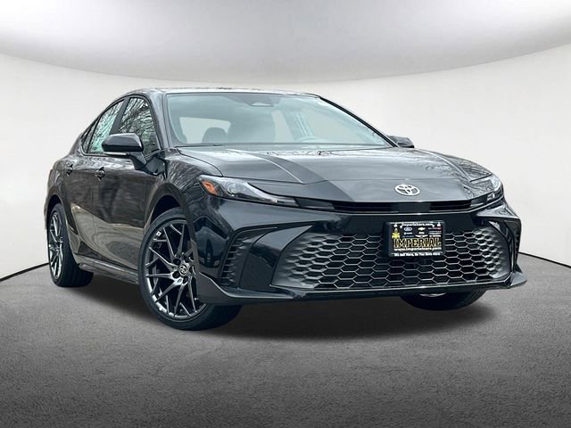 New 2026 Toyota Camry SE image 2