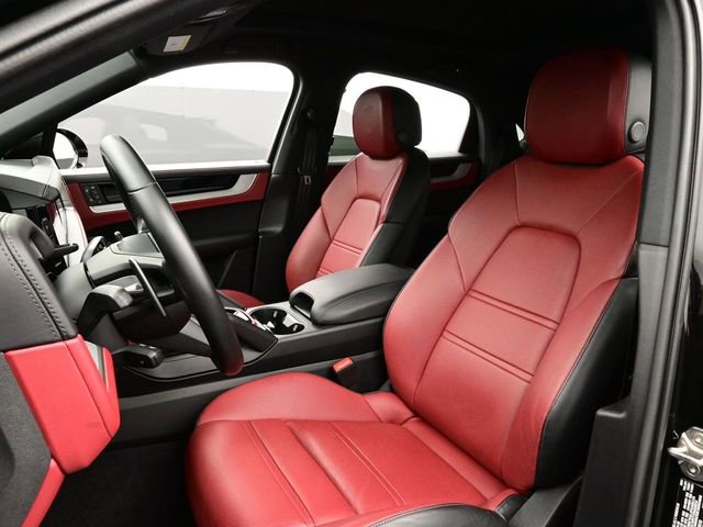 Certified 2024 Porsche Cayenne Coupe AWD/4WD image 5
