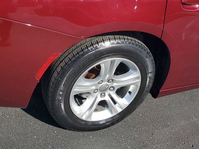 Used 2020 Dodge Charger SXT w/ Leather Interior Group RWD image 5