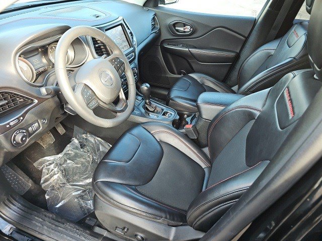 Used 2022 Jeep Cherokee Trailhawk w/ Comfort/Convenience Group image 19