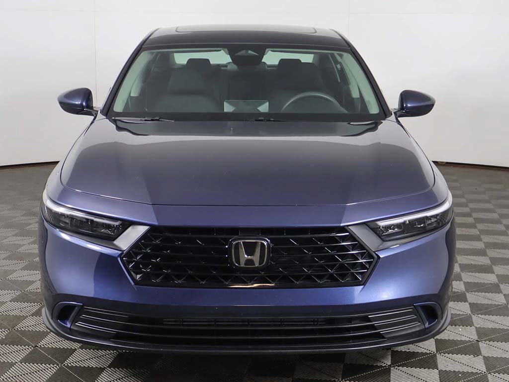 Used 2024 Honda Accord EX image 11
