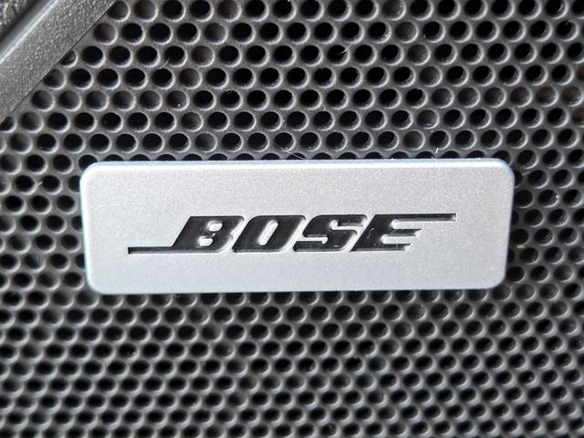 Used 2022 Chevrolet Bolt EUV Premier w/ Sun & Sound Package FWD image 11