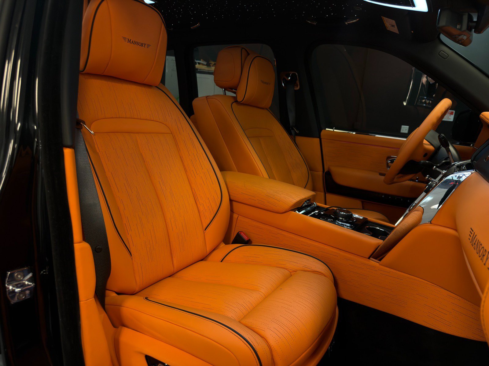 Used 2023 Rolls-Royce Cullinan AWD/4WD image 23