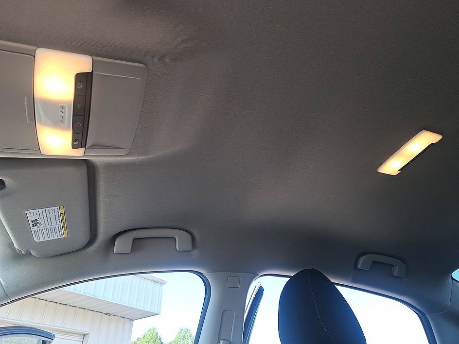 Certified 2024 Nissan Sentra SR w/ Lighting Package FWD image 20