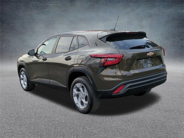 Certified 2024 Chevrolet Trax LS w/ LS Convenience Package image 7