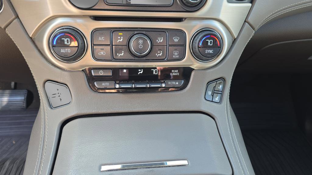 Used 2016 GMC Yukon XL Denali w/ Open Road Package image 30