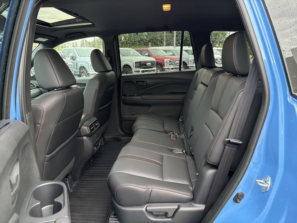 Used 2024 Honda Passport TrailSport image 14