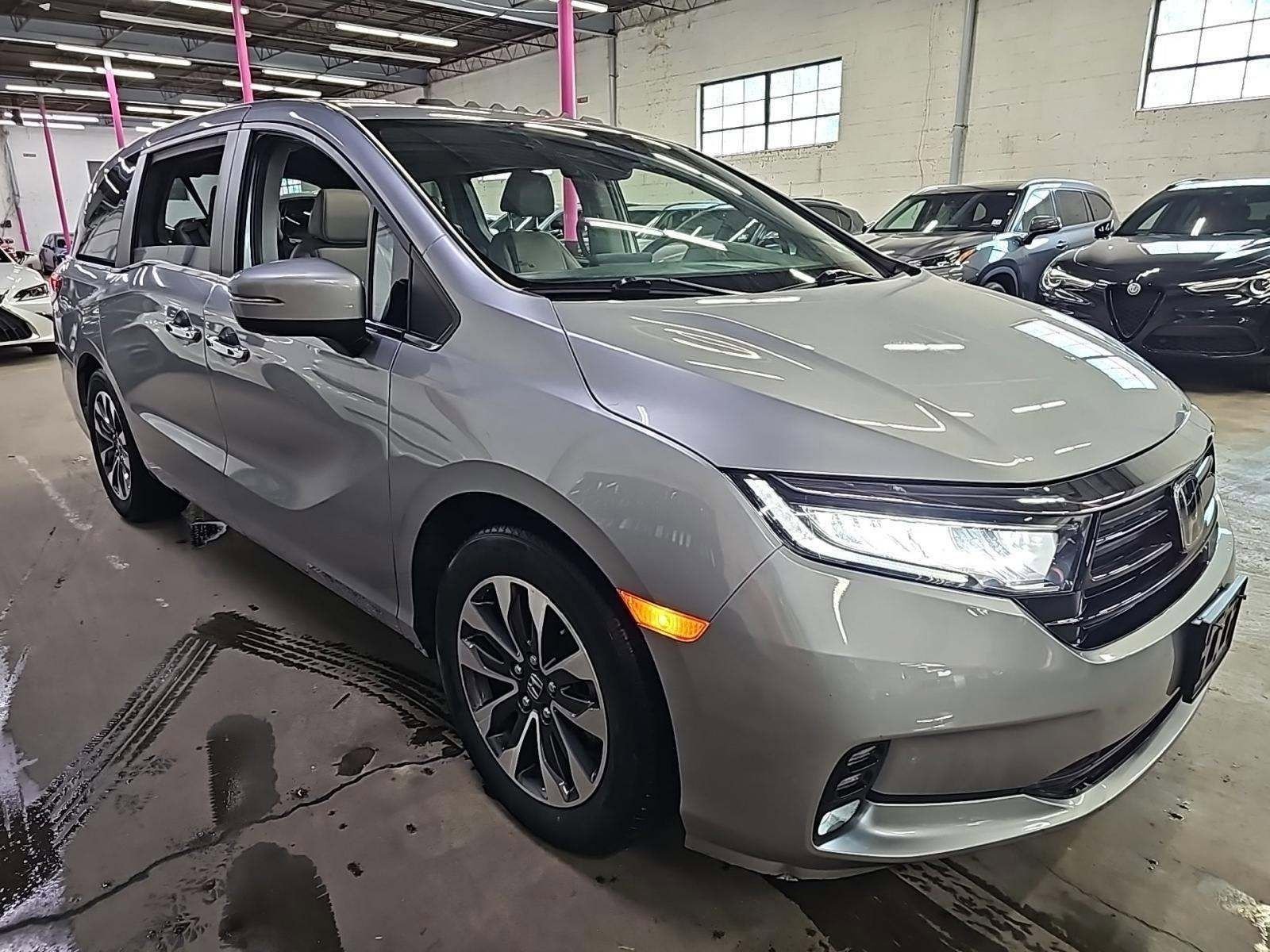 Used 2021 Honda Odyssey EX-L image 3