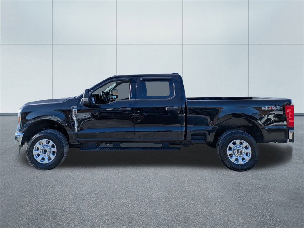 Used 2024 Ford F250 XLT w/ Snow Plow Prep Package image 6