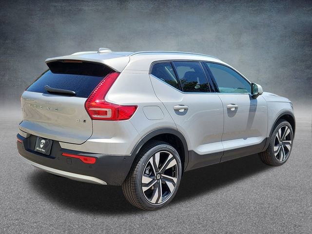 New 2025 Volvo XC40 B5 Ultra w/ Climate Package AWD/4WD image 3