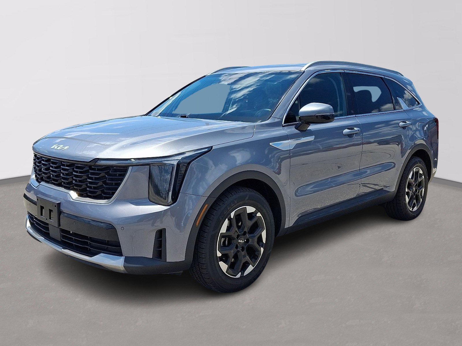 Used 2024 Kia Sorento S FWD image 3