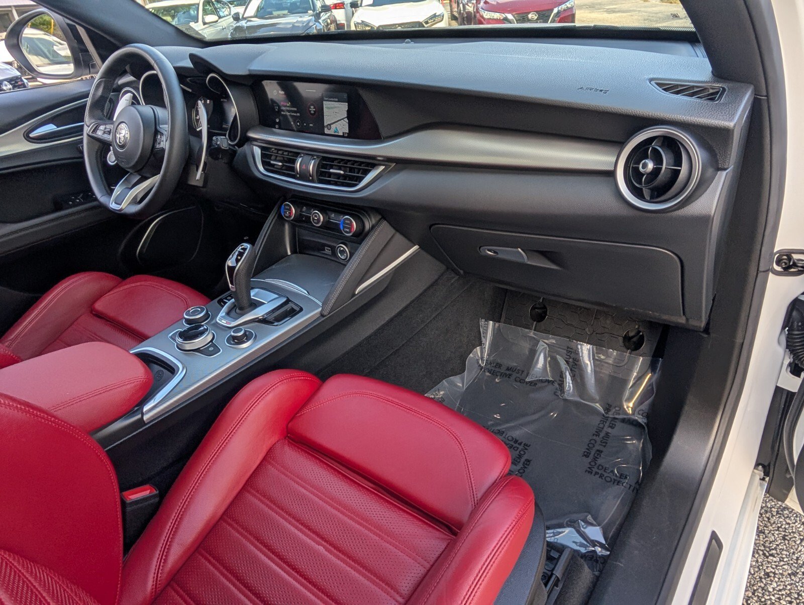 Used 2023 Alfa Romeo Stelvio Veloce AWD/4WD image 18