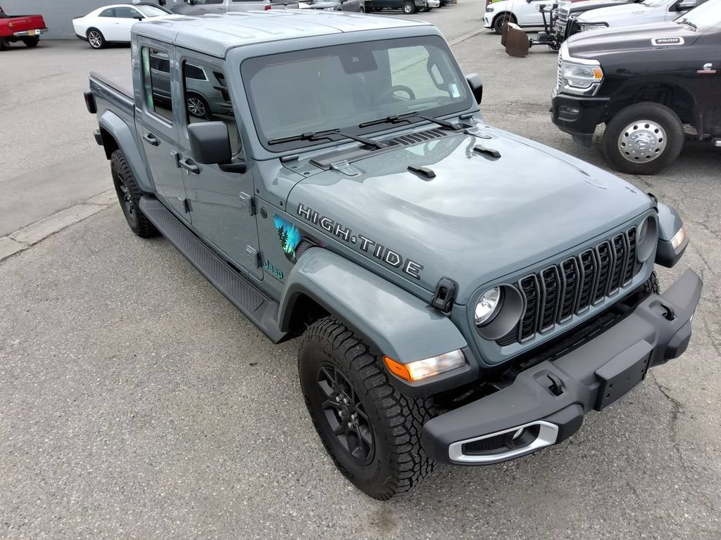 Certified 2025 Jeep Gladiator Sport
