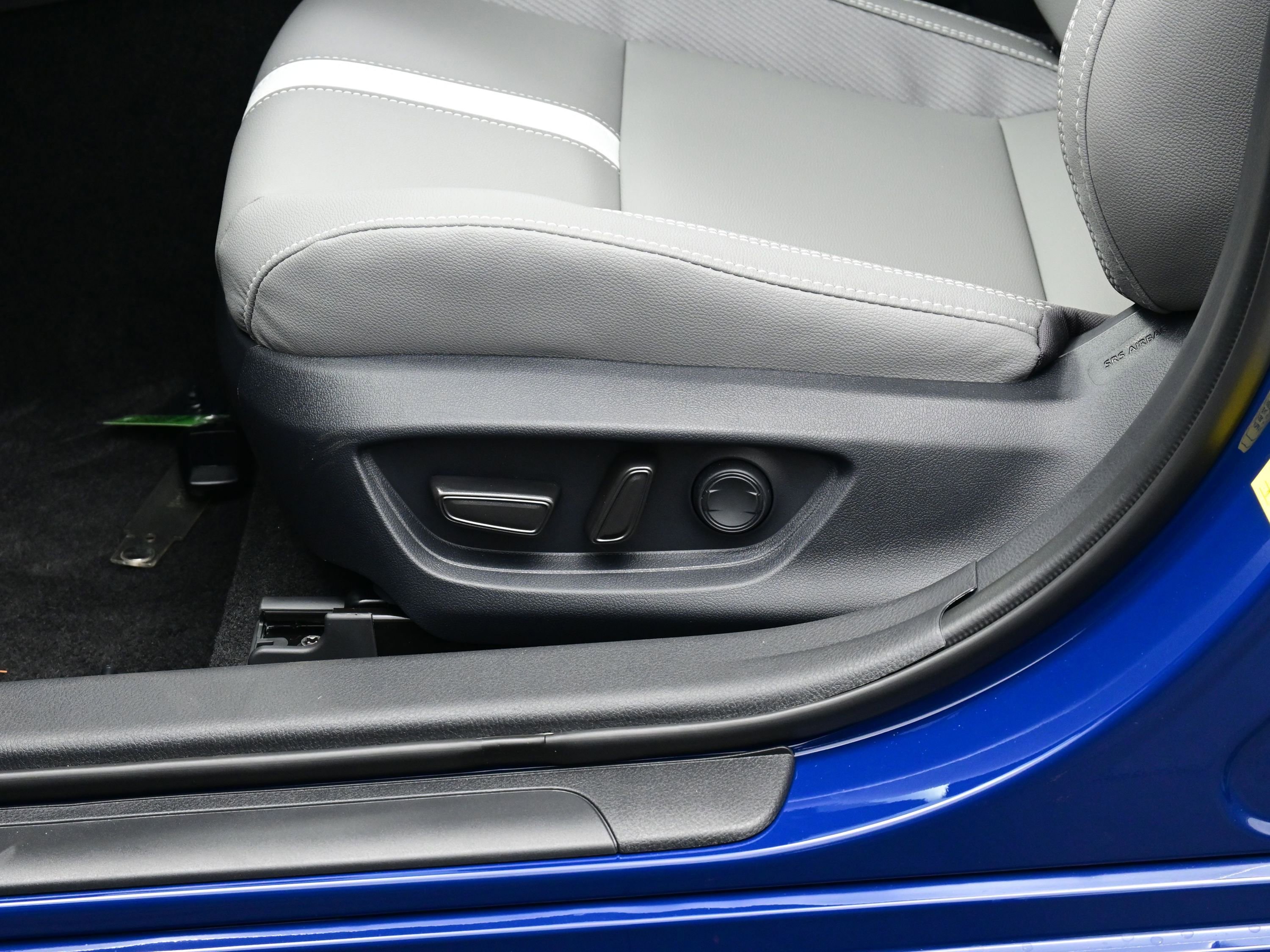 Used 2026 Toyota Camry SE image 12