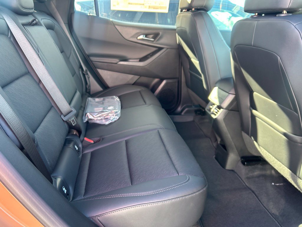 New 2027 Chevrolet Equinox LT w/ Convenience Package II AWD/4WD image 21