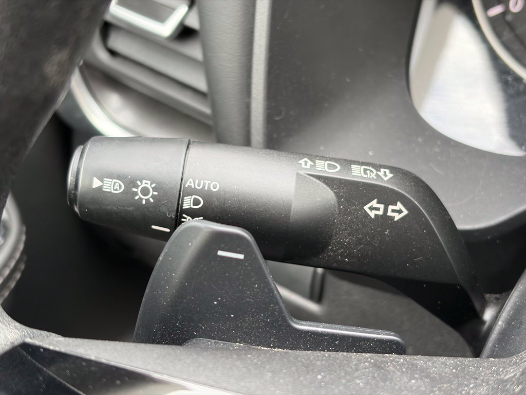 Used 2023 Nissan Rogue SV AWD/4WD image 25
