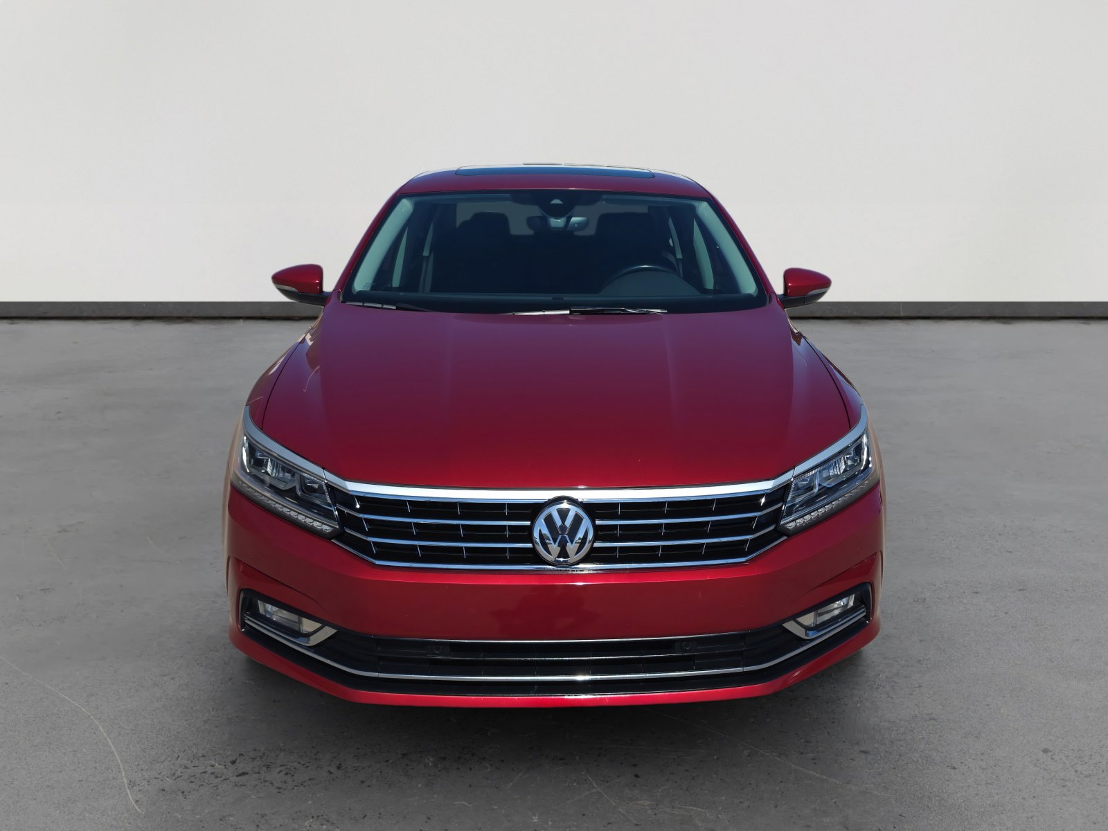 Used 2018 Volkswagen Passat 2.0T SEL Premium FWD image 8