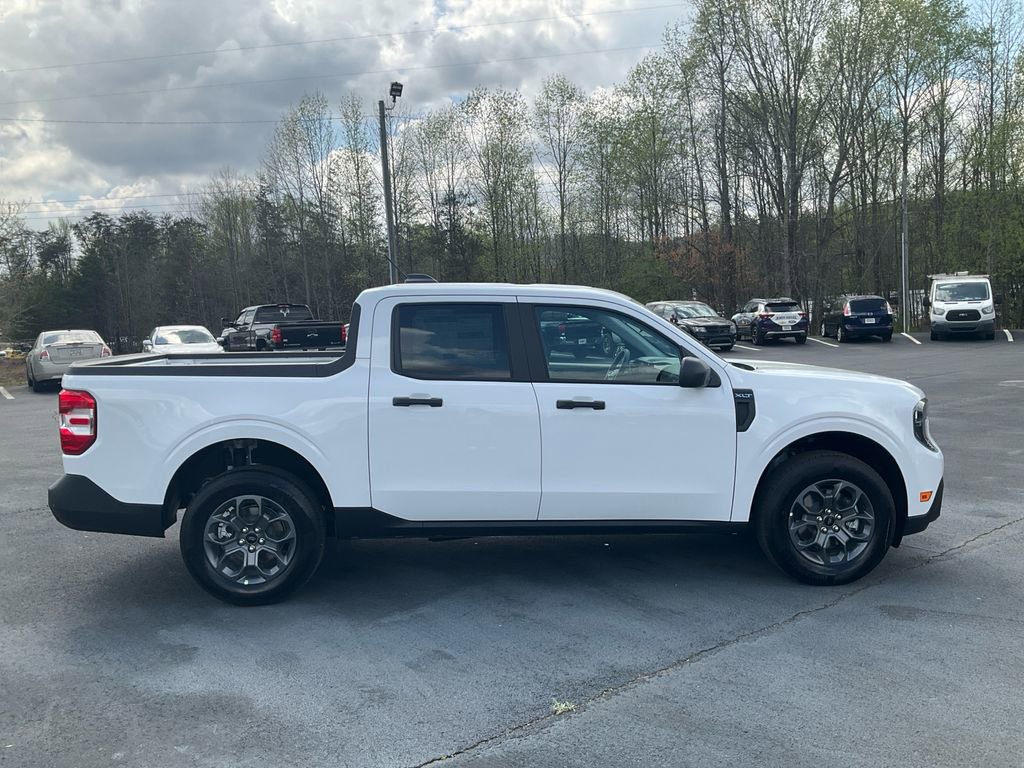 New 2026 Ford Maverick XLT image 4