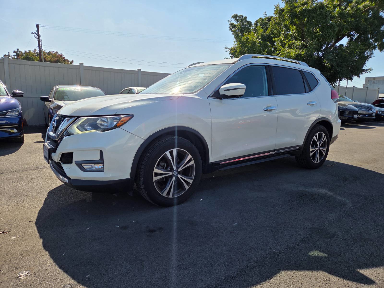 Used 2017 Nissan Rogue SL