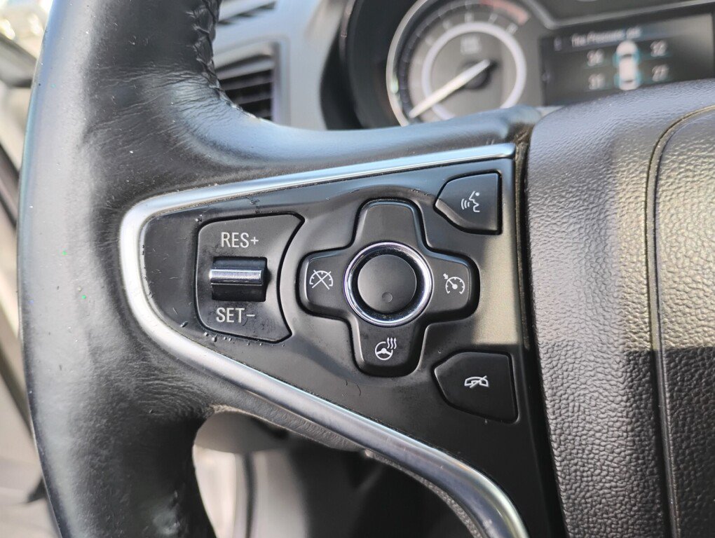 Used 2015 Buick Regal Premium FWD image 22