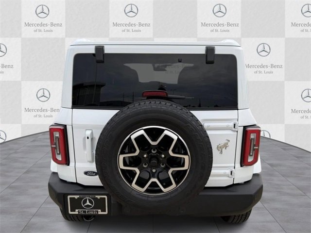 Used 2025 Ford Bronco Outer Banks image 7