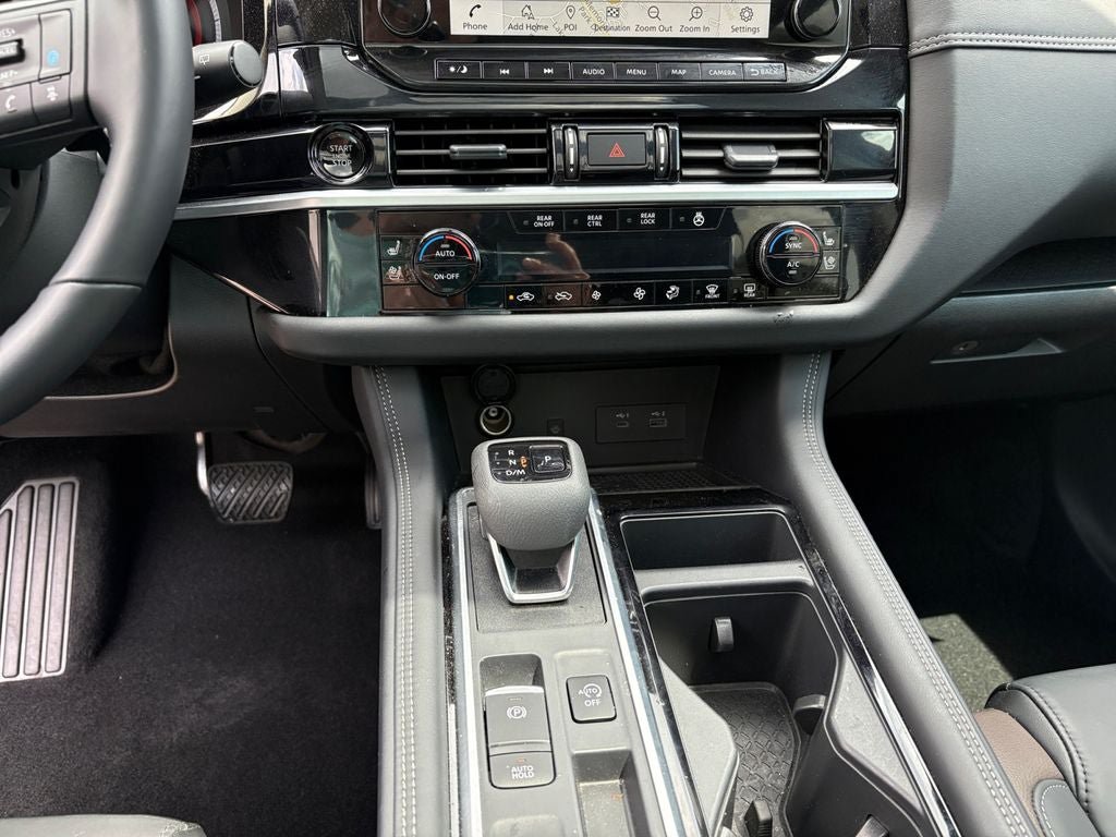 Used 2025 Nissan Pathfinder Platinum w/ Cargo Package FWD image 22